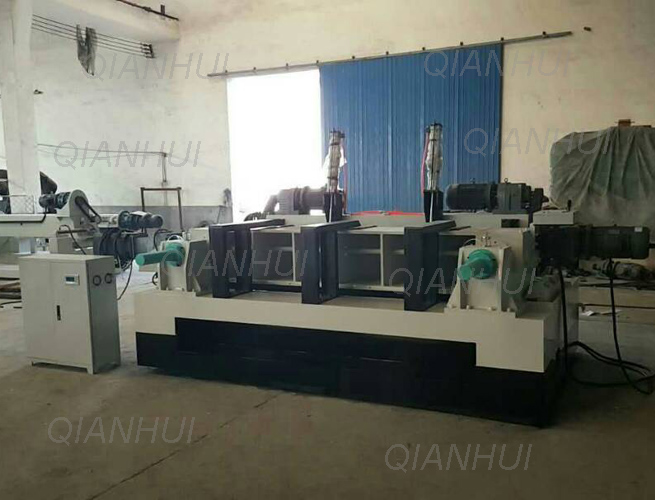 1507686332677877.jpg veneer peeling lathe machine.jpg