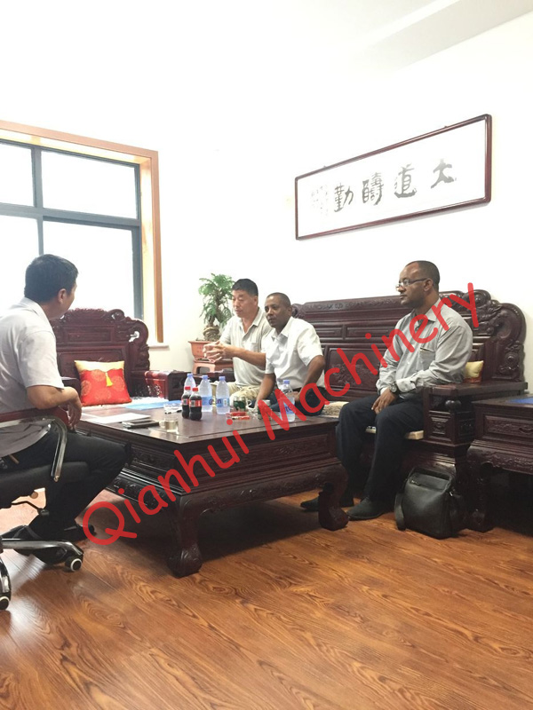 1530792241502487.jpg plywood veneer lathe.jpg