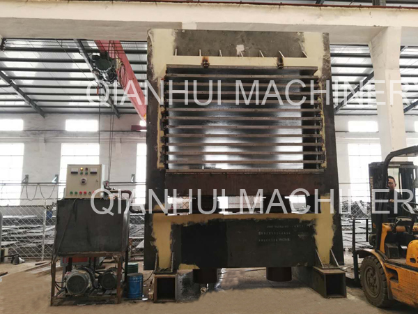 1515565162754034.jpg plywood hot press machinery.jpg